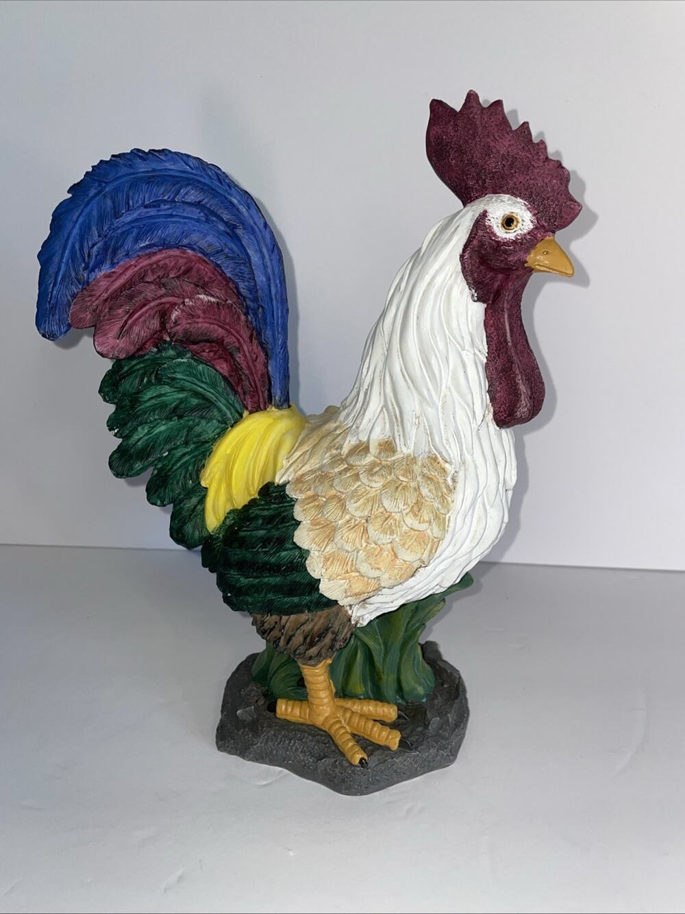 Oung Rooster 10.5 Inch Farmhouse Mullti Colored Feathers Painted Resin Barnyard